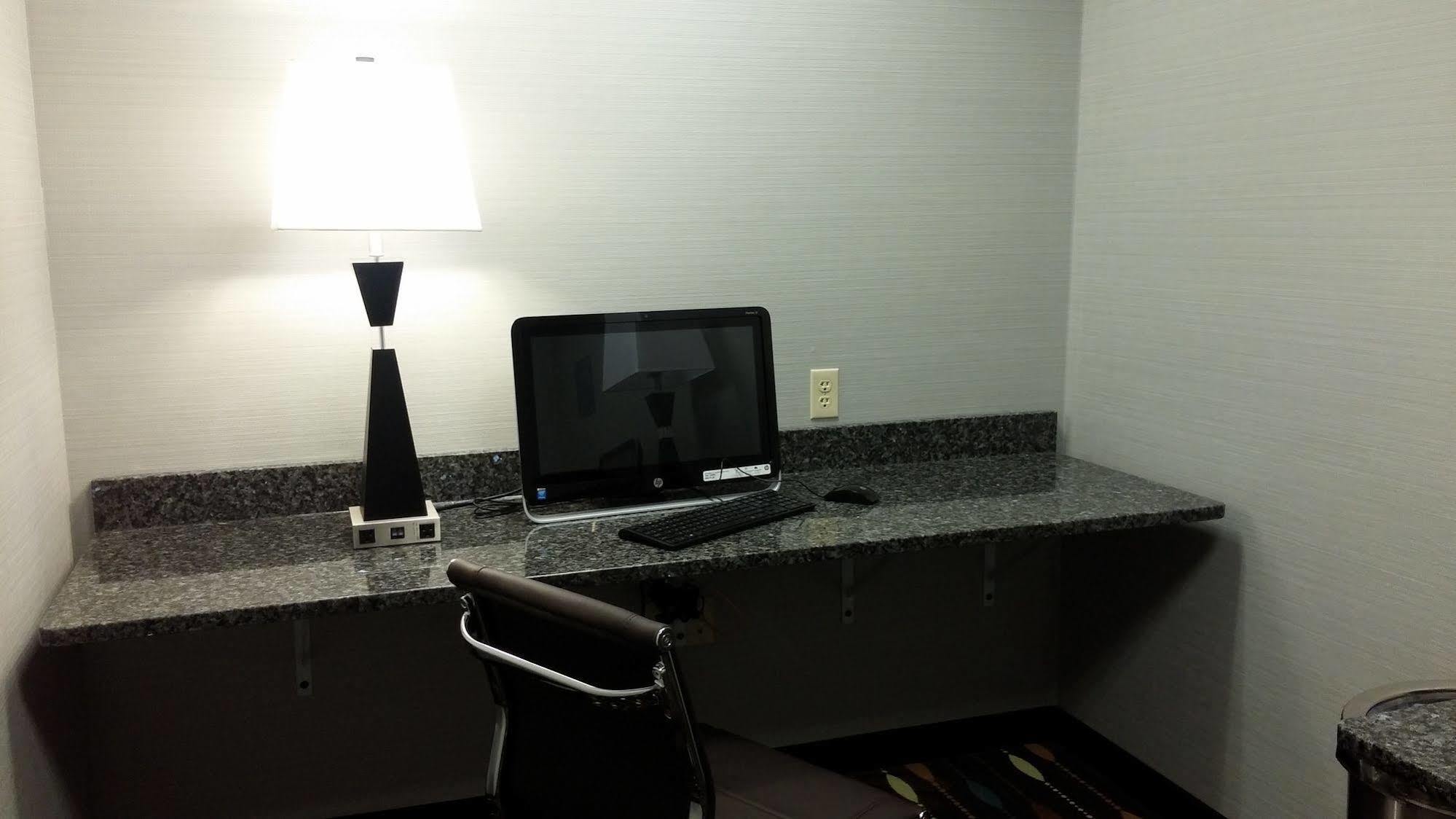 Best Western Plus Boardman Inn & Suites Poland Dış mekan fotoğraf